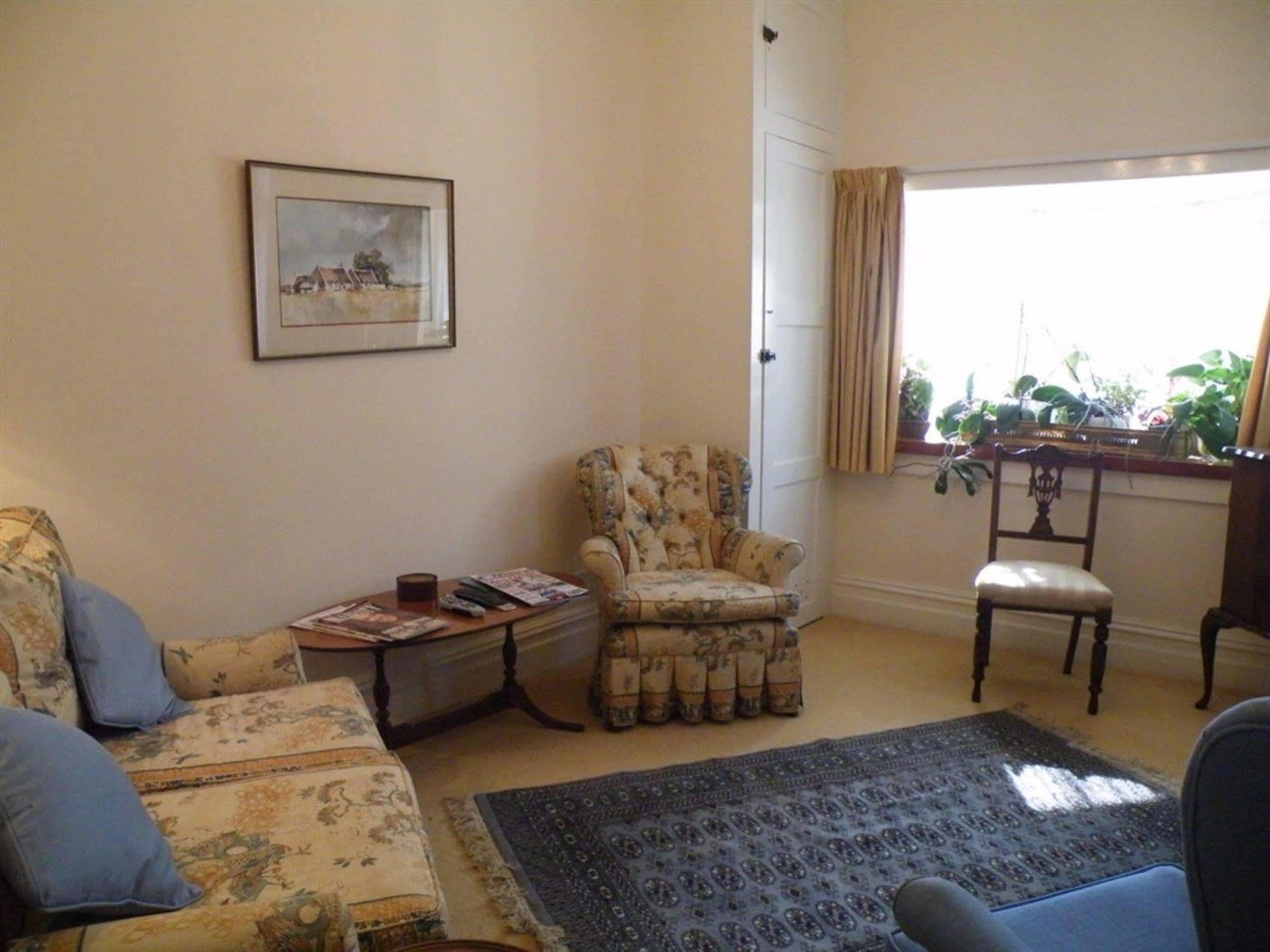 مبيت وإفطار بروكينهورْسْتْ Broadlands Gate المظهر الخارجي الصورة